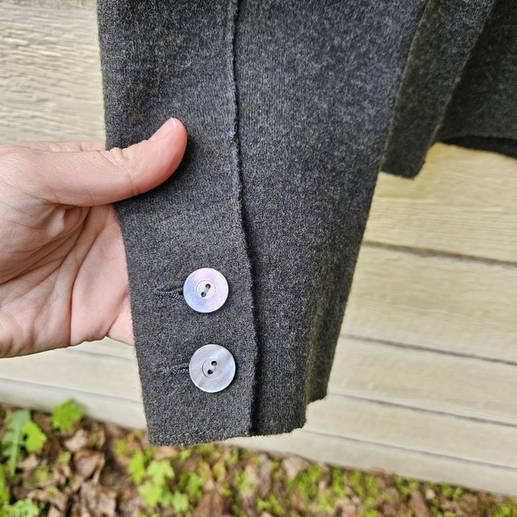 Eileen Fisher dark olive merino wool button front jacket large - Picture 9 of 9